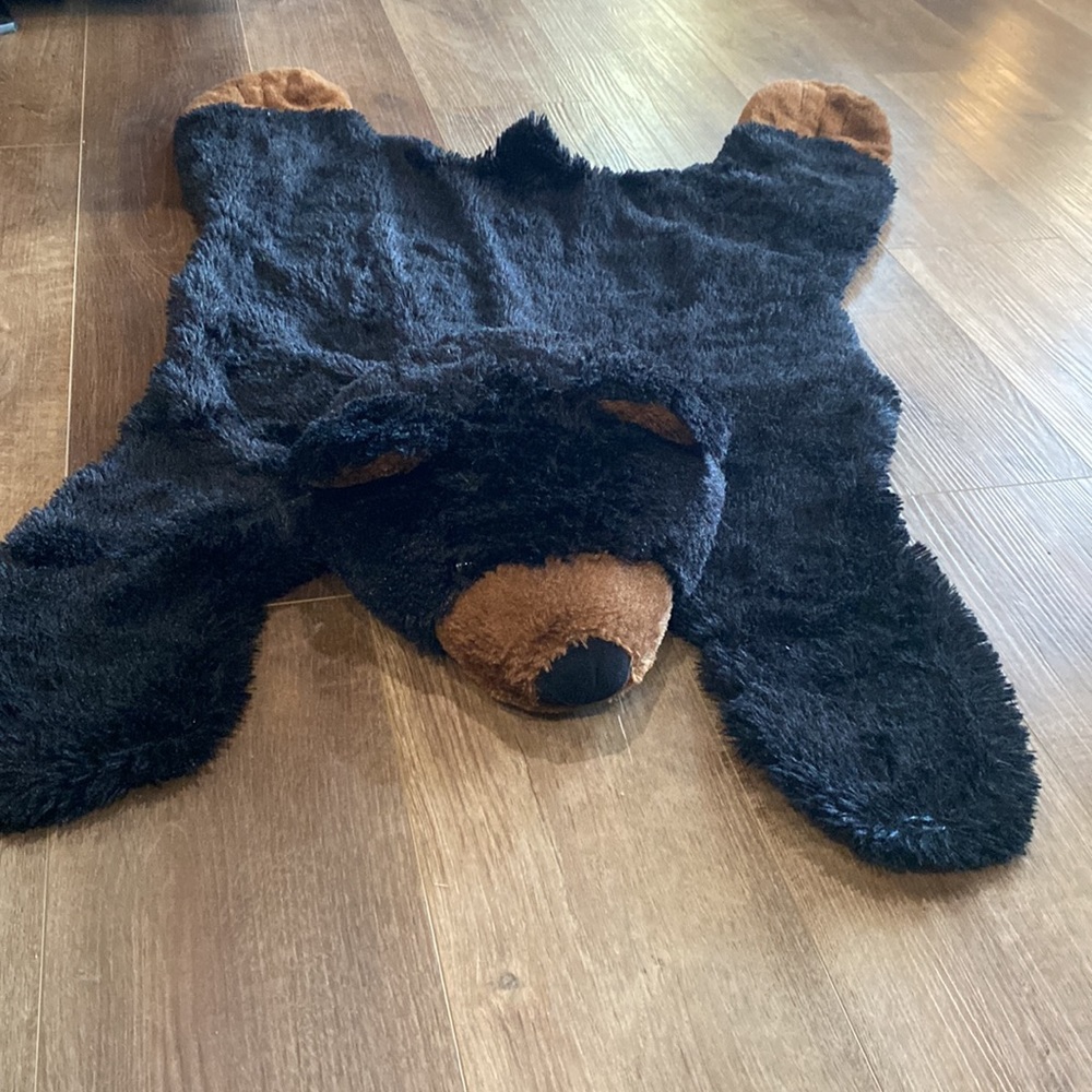 Faux bear skin rug